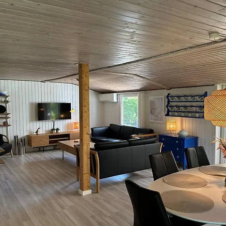 Holiday home Arnhild